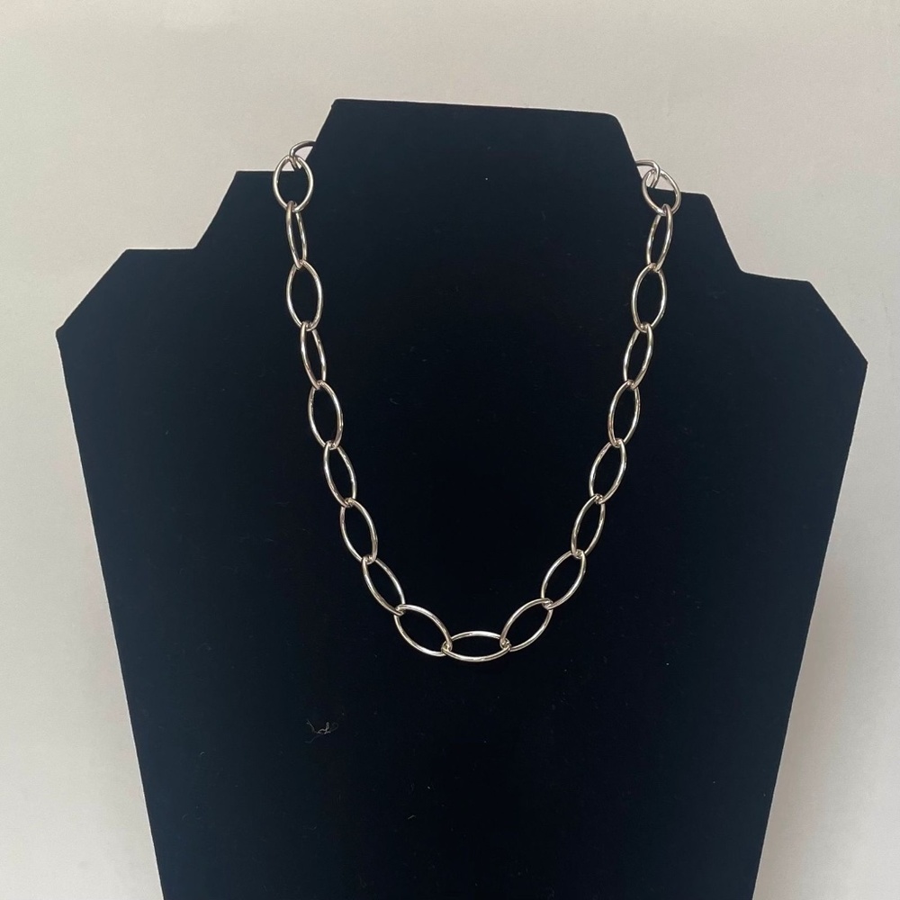 Carolee Elegant Thin Silver Oval Chain Necklace